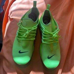 NIKE AIR PRESTO "ATOMIC GREEN" DV2228 300 WOMEN'S  New